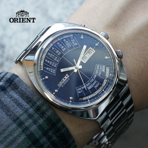 오리엔트 빈티지 메탈 시계 이미지